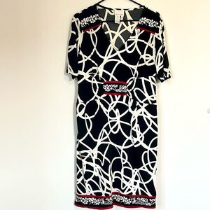 Donna Morgan Black and White Abstract Midi Dress - Size: 12